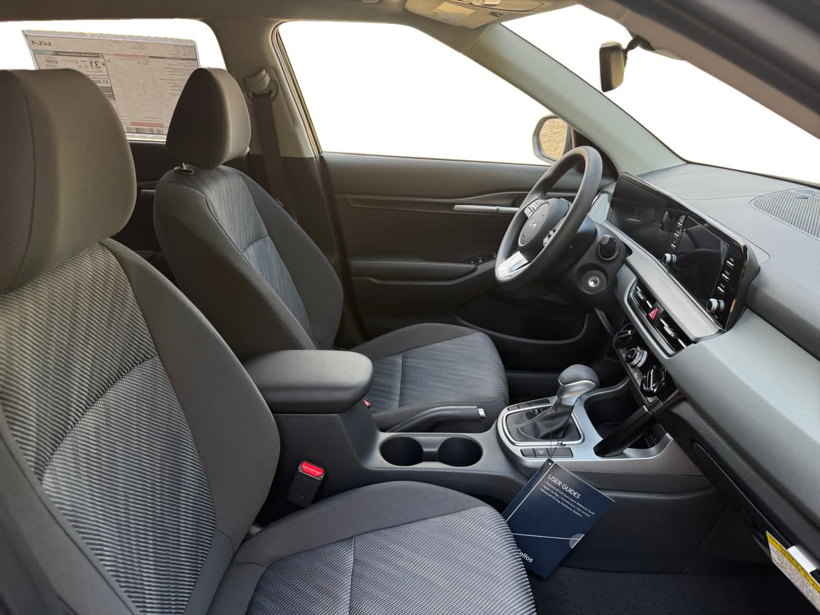 2026 Kia Seltos LX photo 14