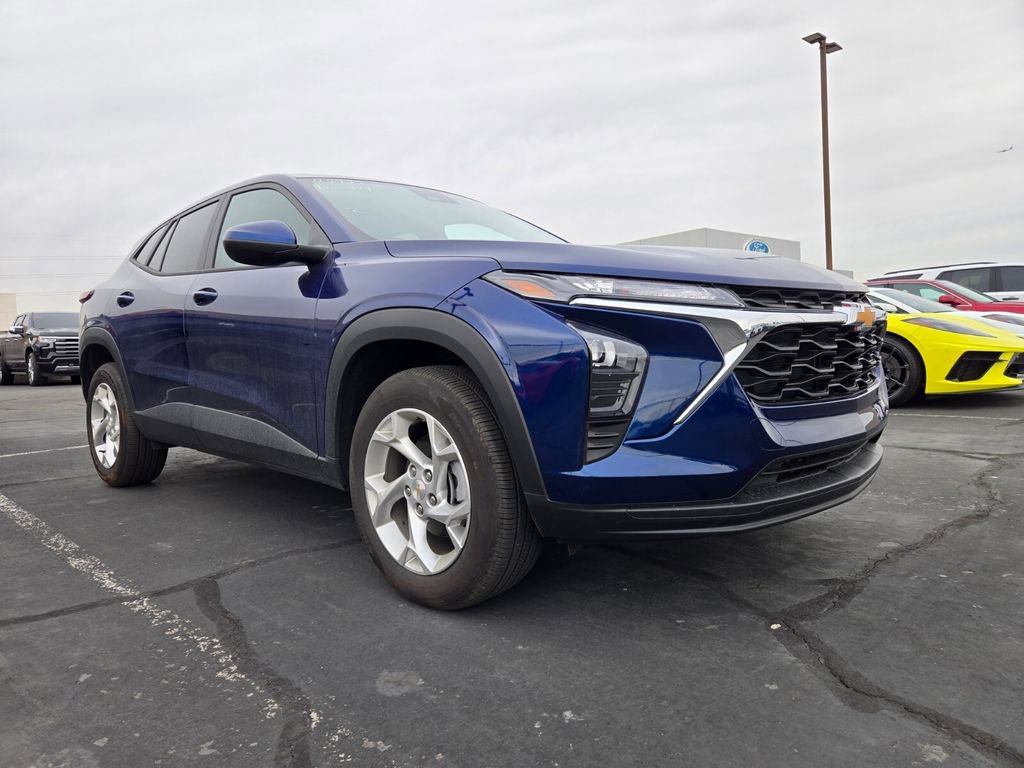 2024 Chevrolet Trax LS