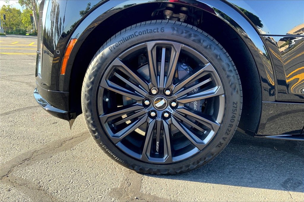 2026 Cadillac Lyriq photo 12