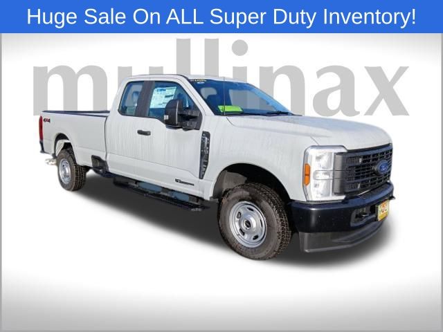 2025 Ford F-250 Super Duty XL's photo