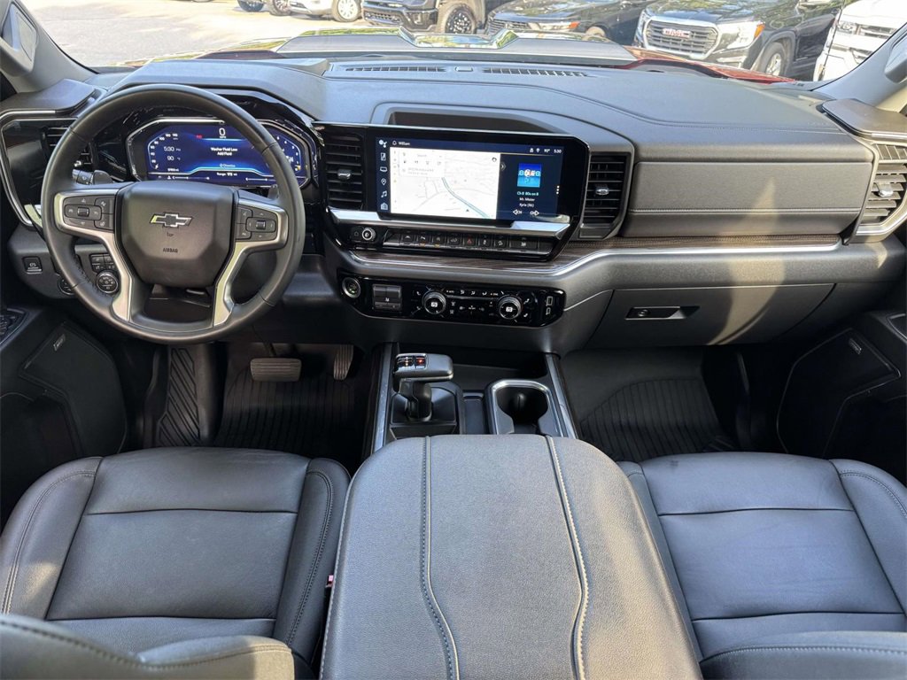 2023 Chevrolet Silverado 1500 LT Trail Boss photo 3