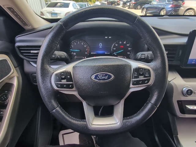 2022 Ford Explorer XLT photo 22