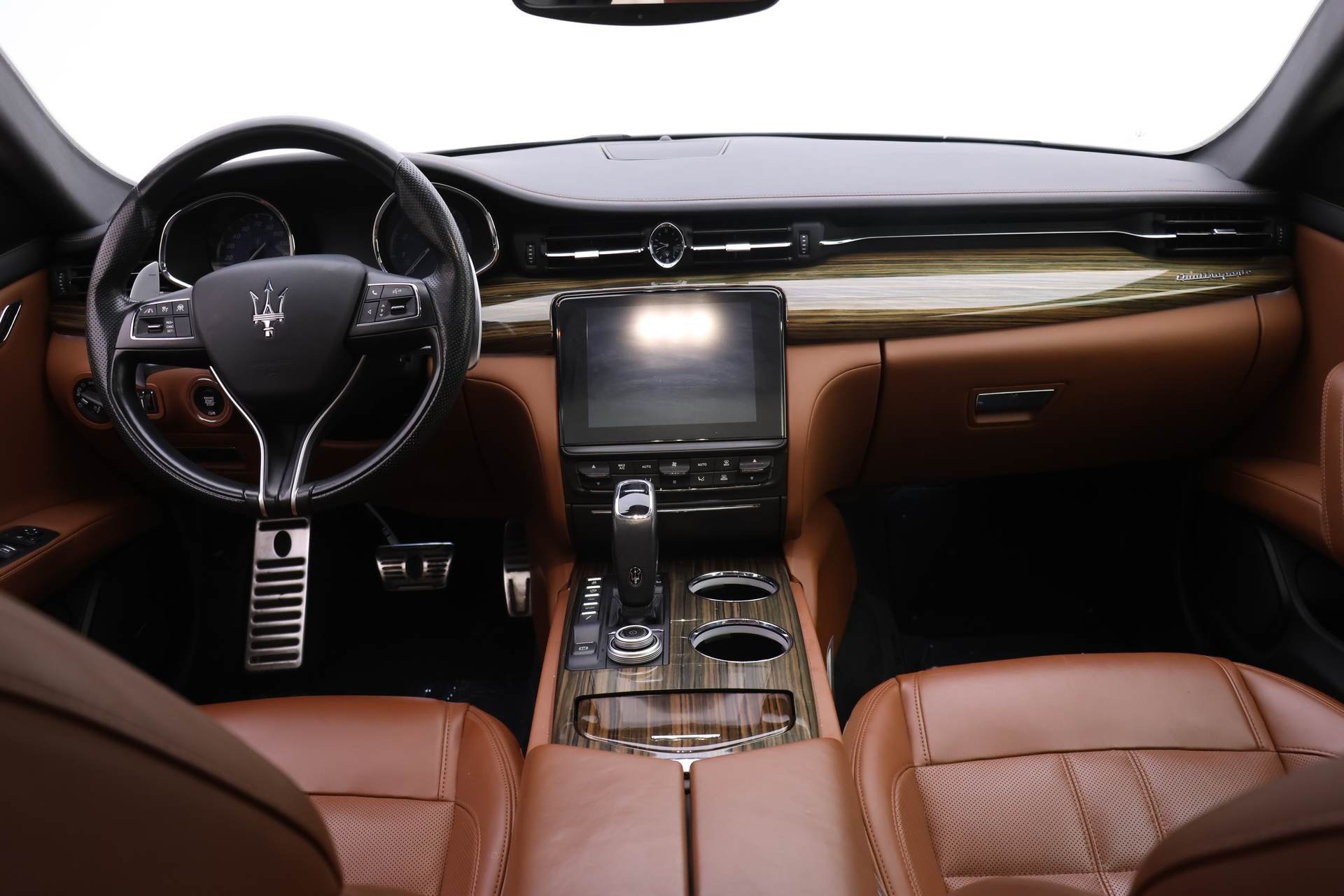 2020 Maserati Quattroporte Q4 GranSport photo 11
