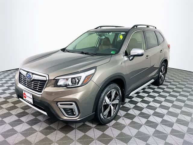 2020 Subaru Forester Touring photo 3
