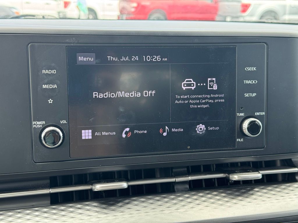 2023 Kia Carnival LX photo 18