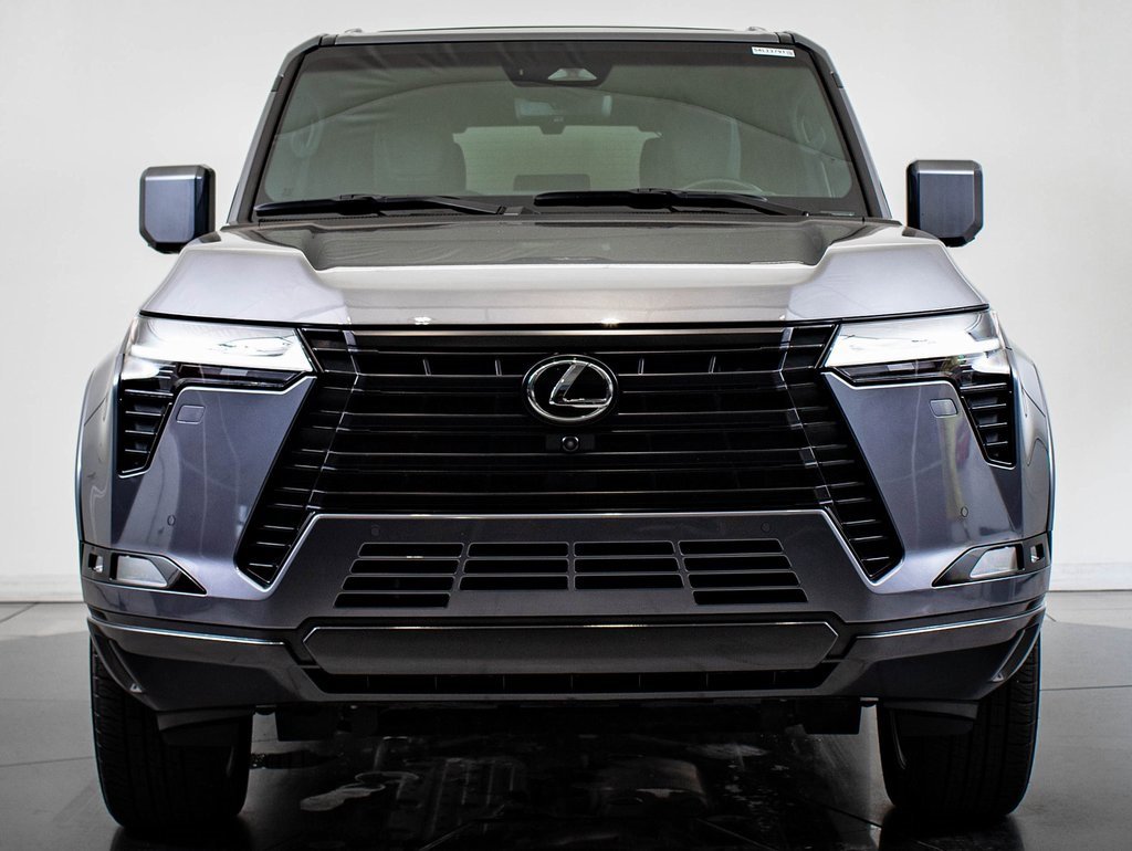 2024 Lexus GX 550 Luxury photo 2