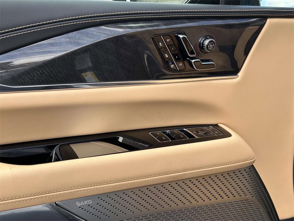 2026 Cadillac Escalade IQ Premium Sport photo 15