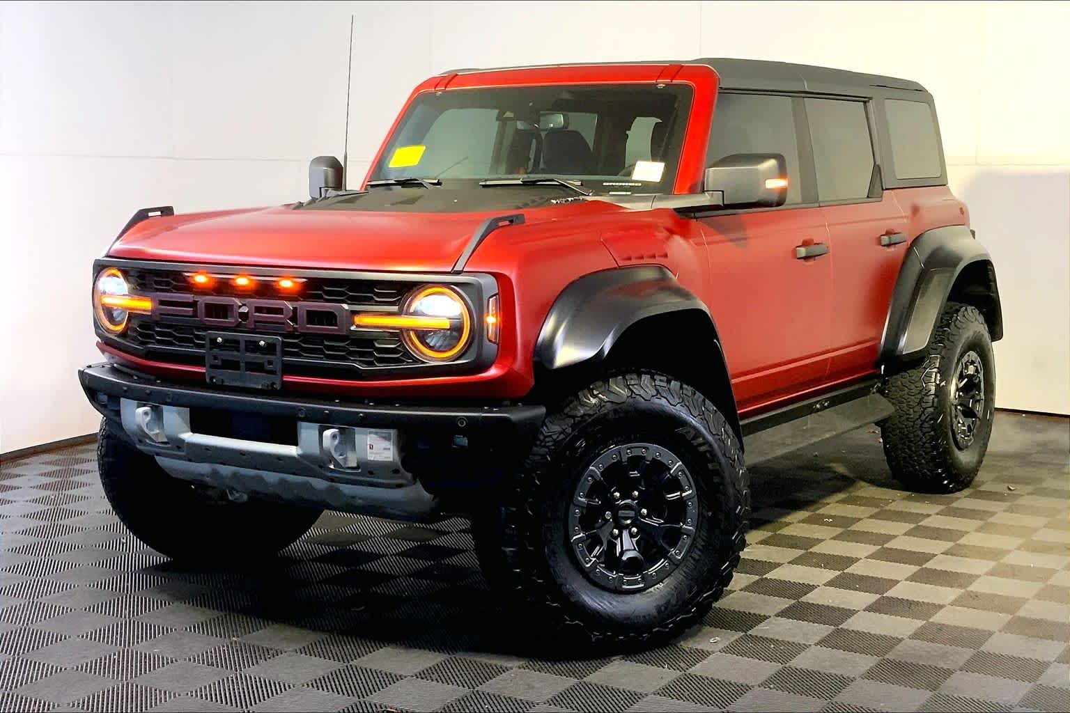 2023 Ford Bronco 4-Door Raptor's photo