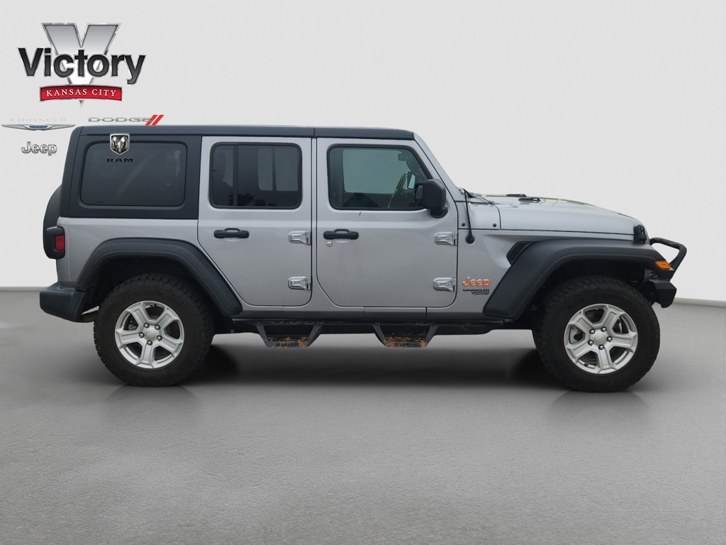 Used 2019 Jeep Wrangler Unlimited Sport S with VIN 1C4HJXDG4KW641278 for sale in Kansas City