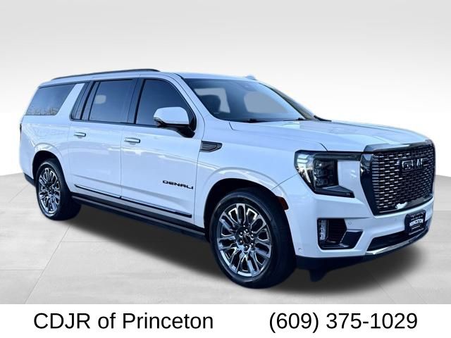 2024 GMC Yukon XL Denali Ultimate's photo
