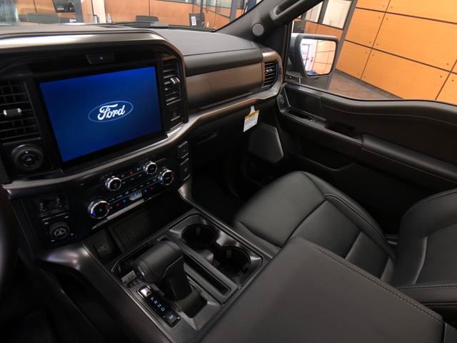 2025 Ford F-150 Lariat photo 20