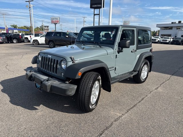 2015 Jeep Wrangler Sport photo 3