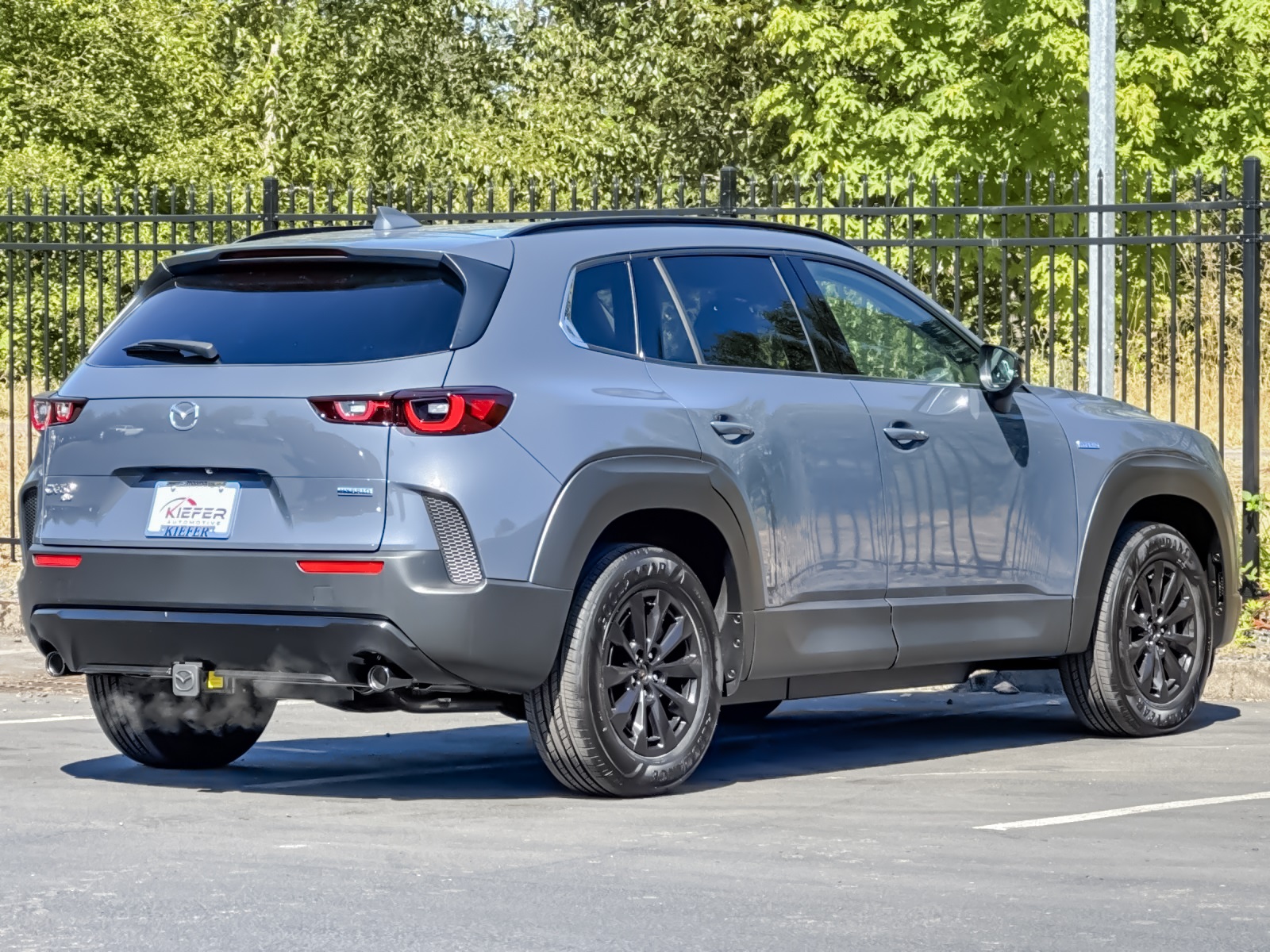 2025 Mazda CX-50 Premium photo 2