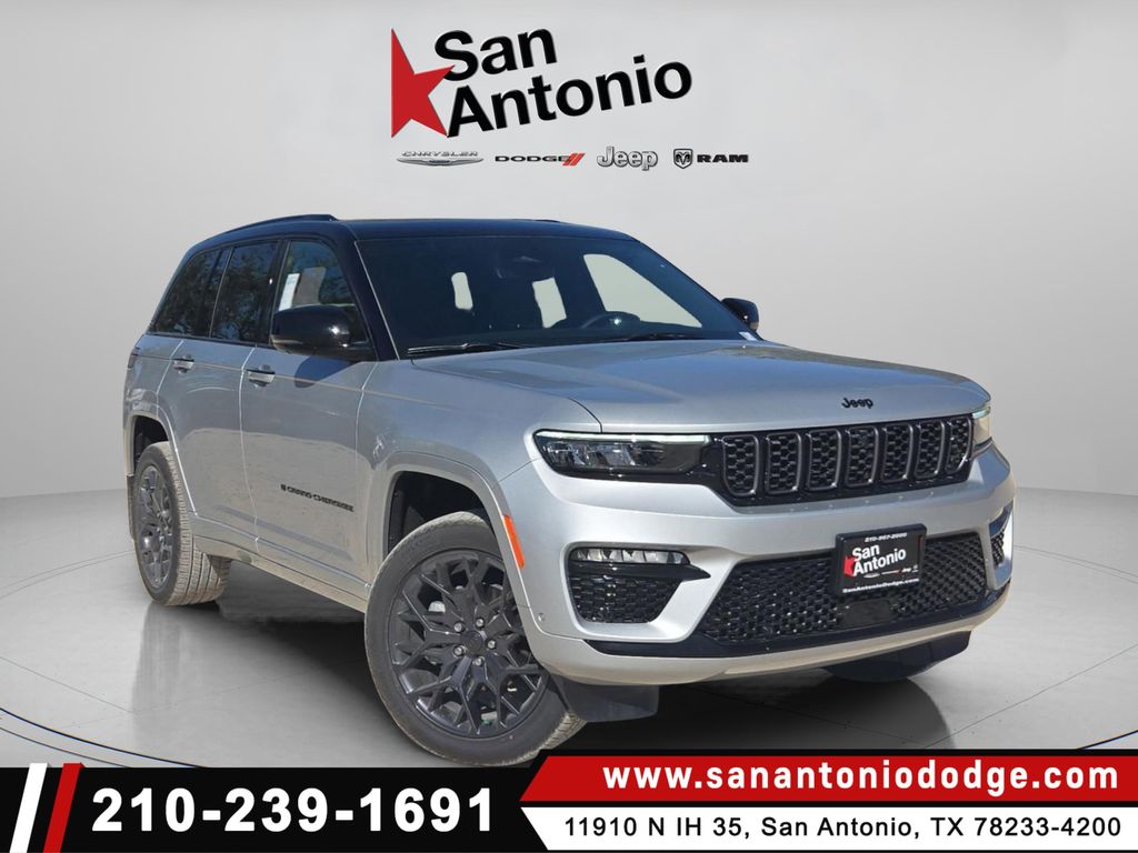2025 Jeep Grand Cherokee Summit's photo