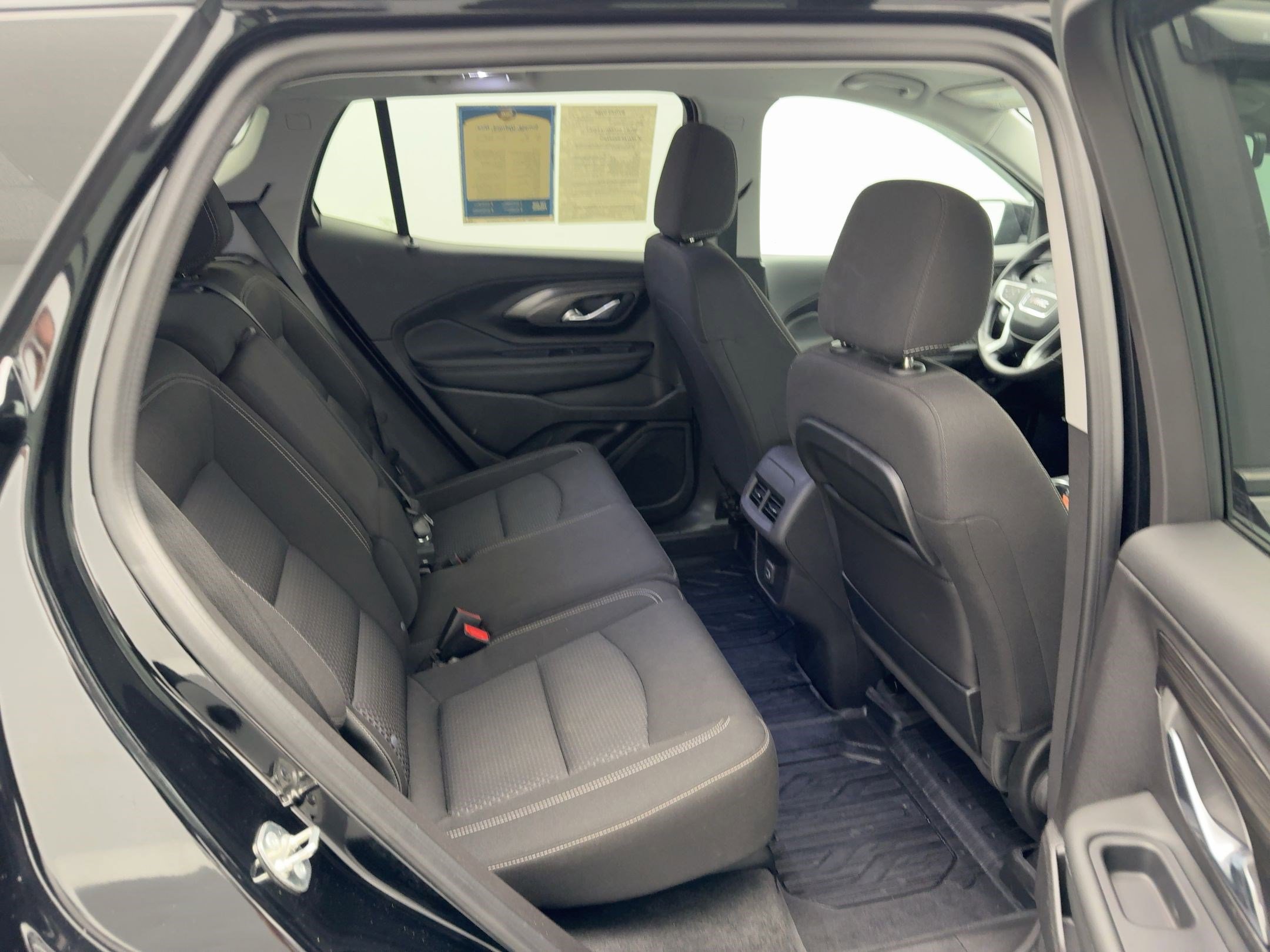 2024 Gmc Terrain SLE photo 27