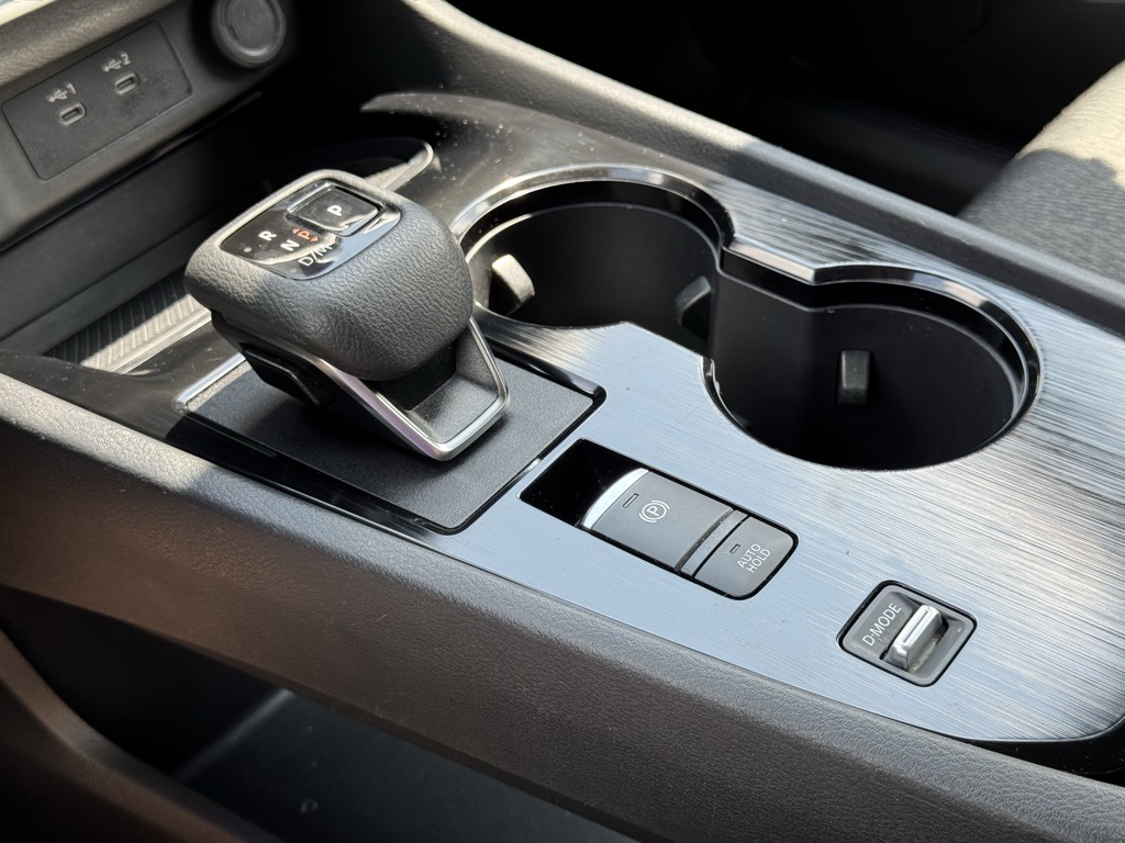 2024 Nissan Rogue SV photo 26