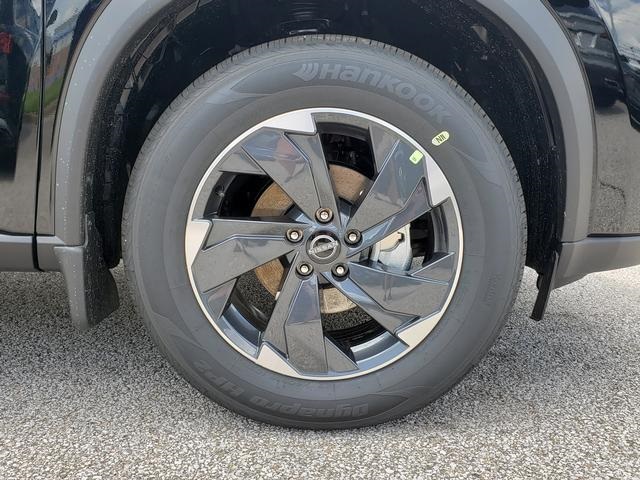 2025 Nissan Rogue SV photo 26