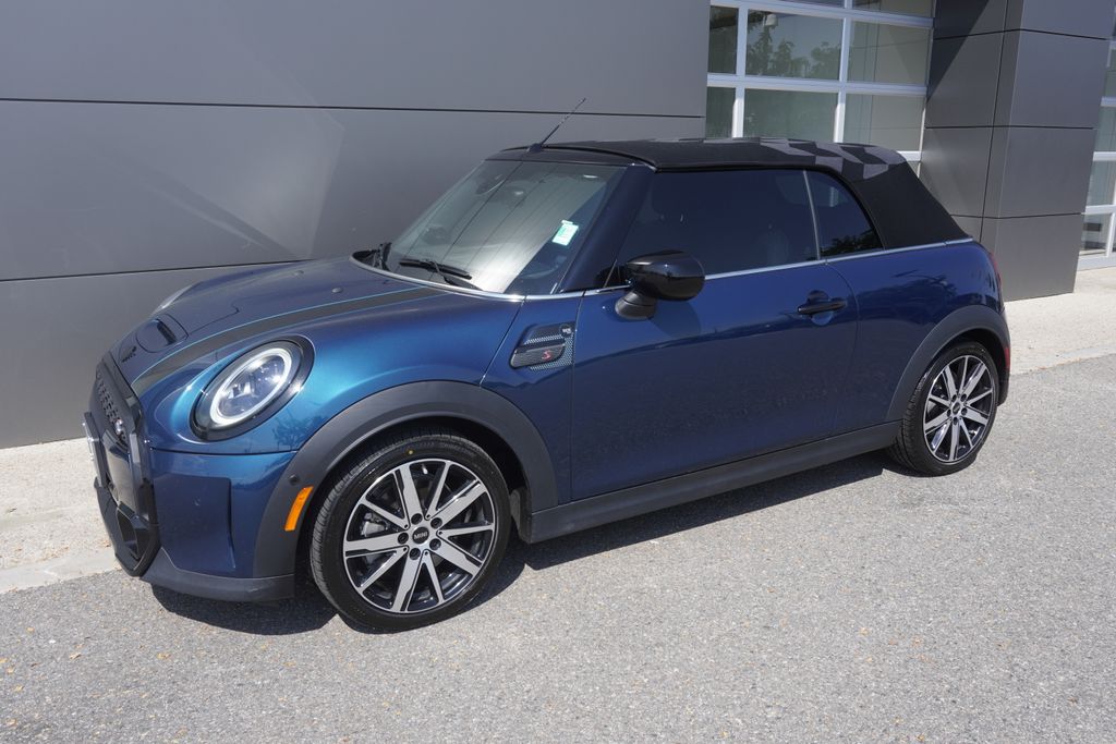 2023 Mini Cooper Convertible S photo 3
