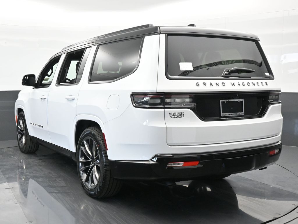 2024 Jeep Grand Wagoneer II photo 4