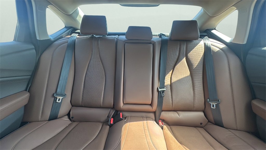 2023 Acura TLX SH-AWD Advance photo 14