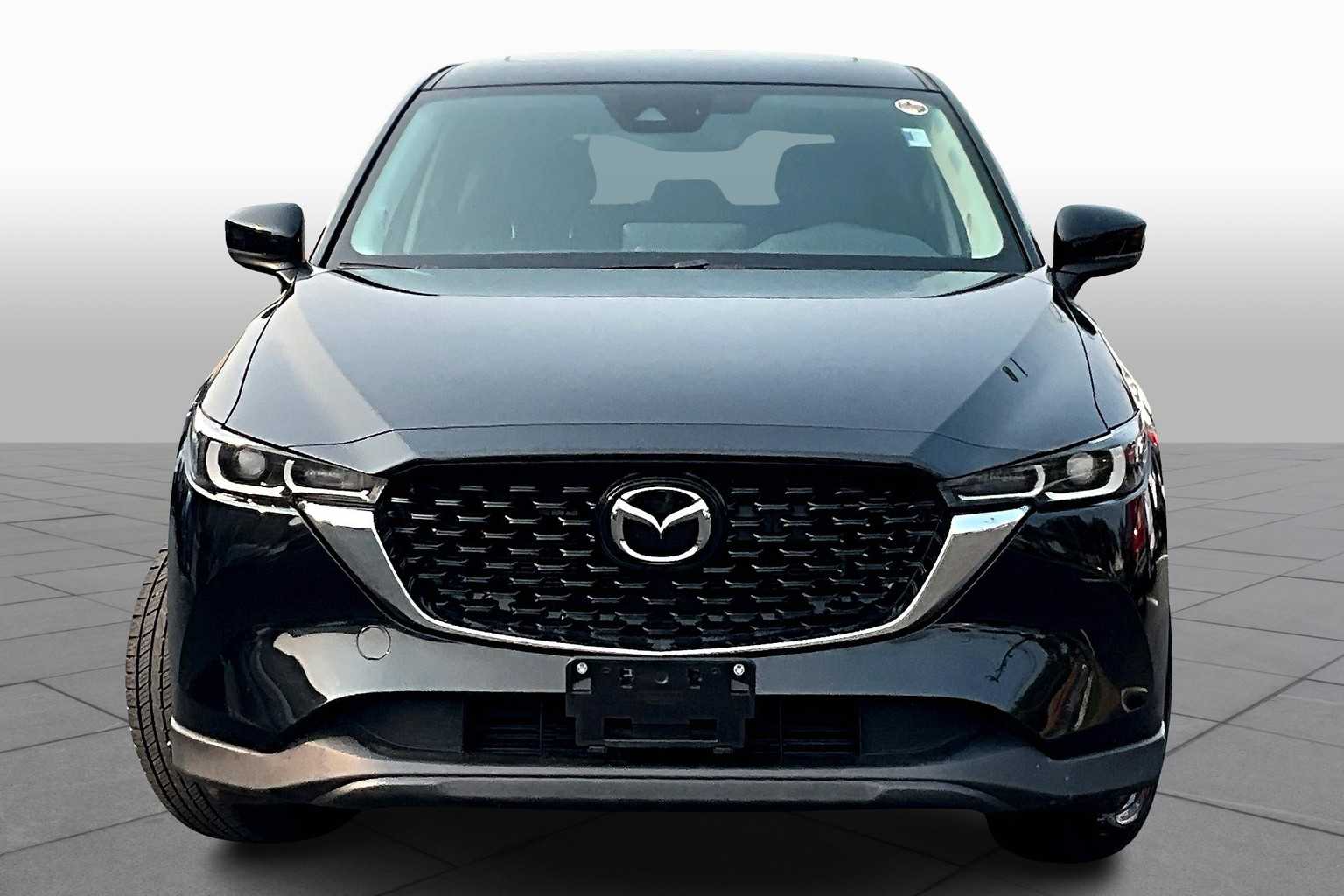 2023 Mazda CX-5 2.5 S Preferred photo 3