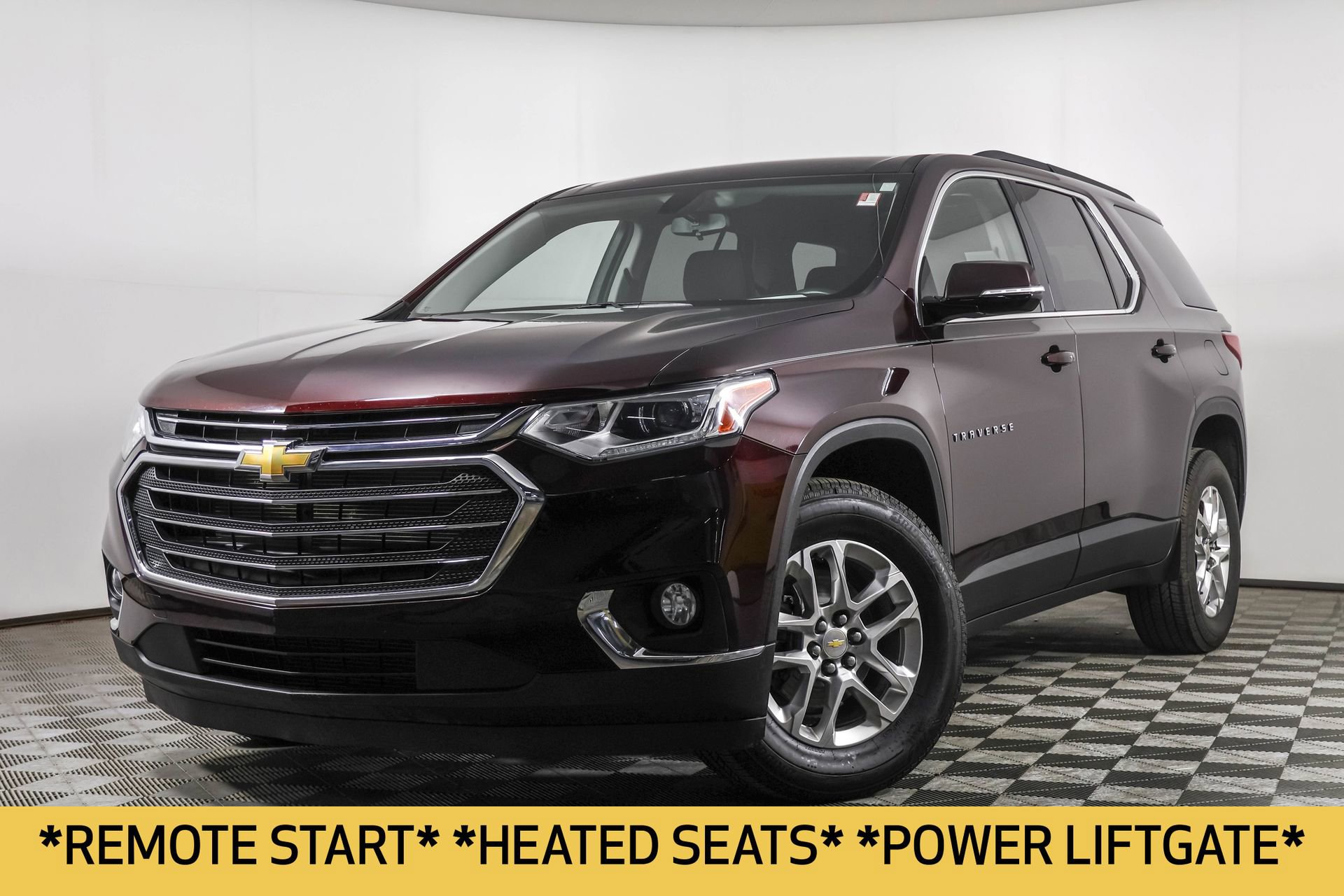 2021 Chevrolet Traverse Cloth photo 2