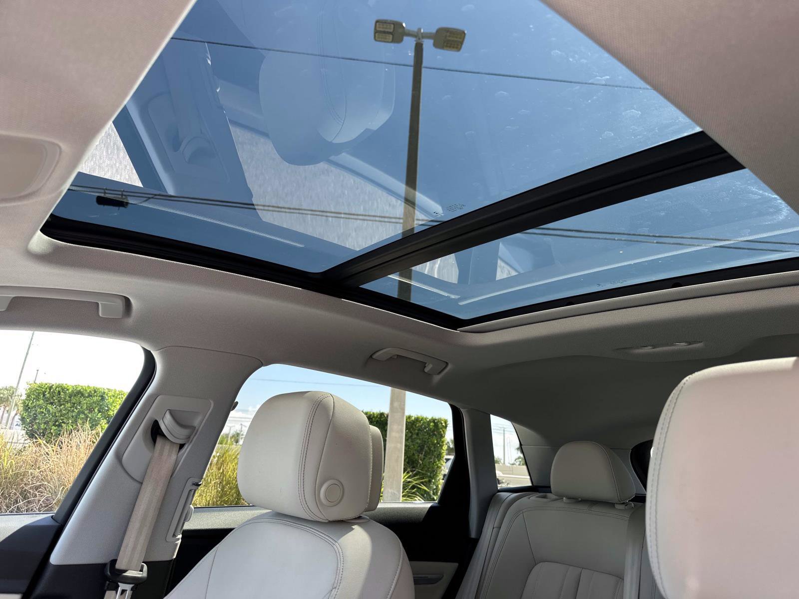 2021 Audi e-tron Premium photo 22