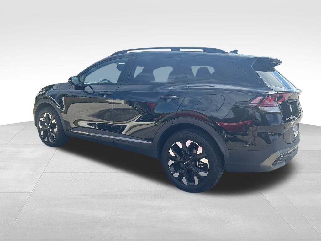 2023 Kia Sportage X-Line photo 2