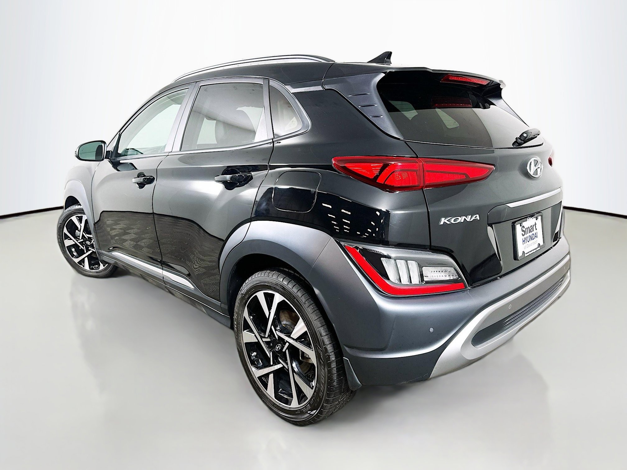 2023 Hyundai Kona Limited photo 4