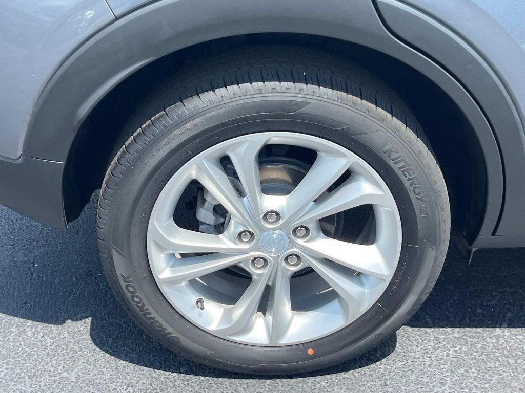 2022 Buick Encore GX Preferred photo 6