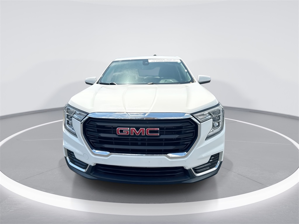 2024 Gmc Terrain SLE photo 2