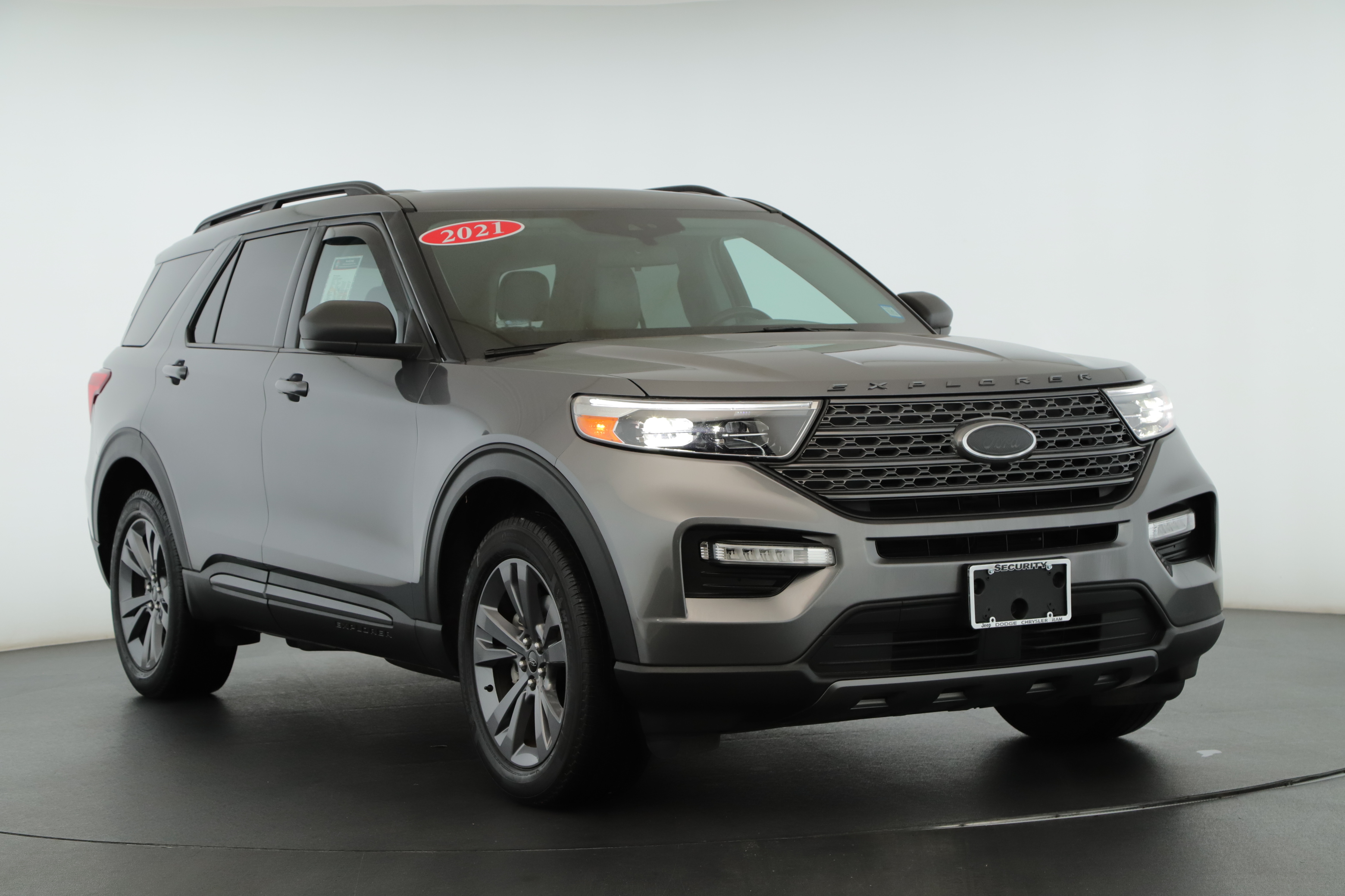 2021 Ford Explorer XLT's photo