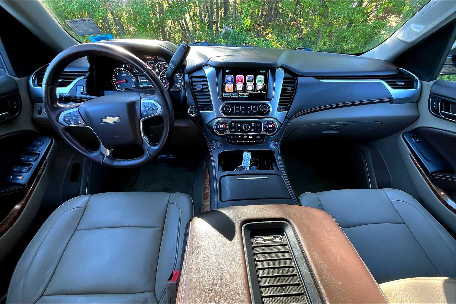 2016 Chevrolet Tahoe LTZ photo 14