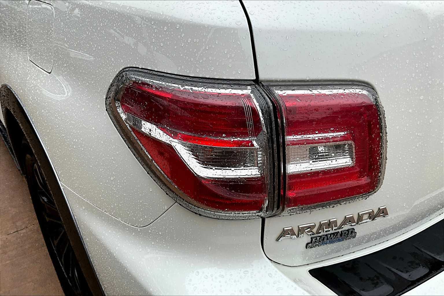 2017 Nissan Armada Platinum photo 27