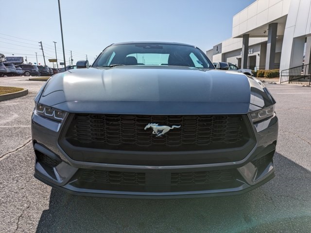 2025 Ford Mustang EcoBoost photo 9