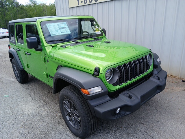 2025 Jeep Wrangler 4-Door Sport S's photo