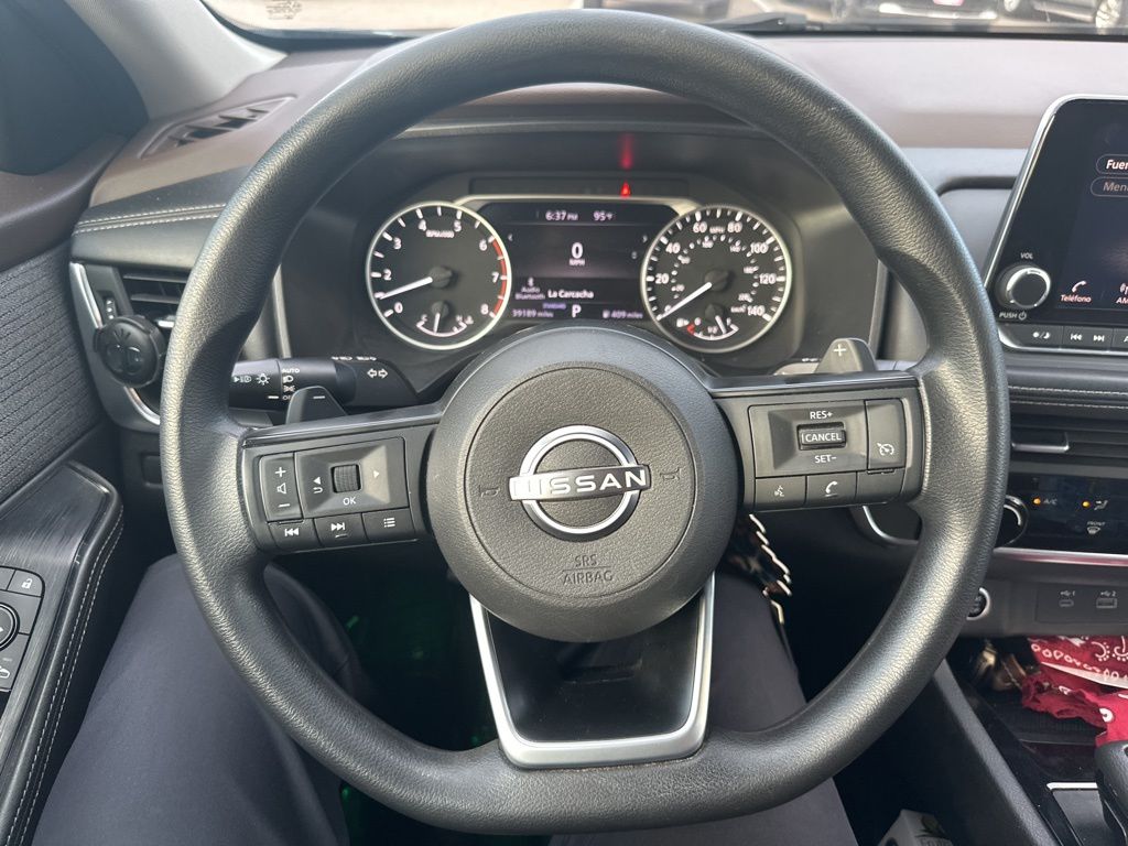 2022 Nissan Rogue S photo 17
