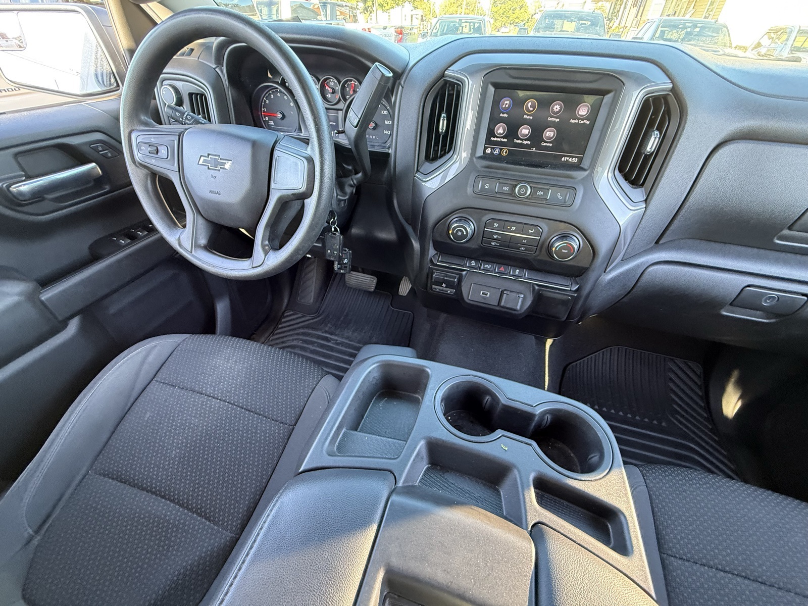 2020 Chevrolet Silverado 1500 Custom Trail Boss photo 3