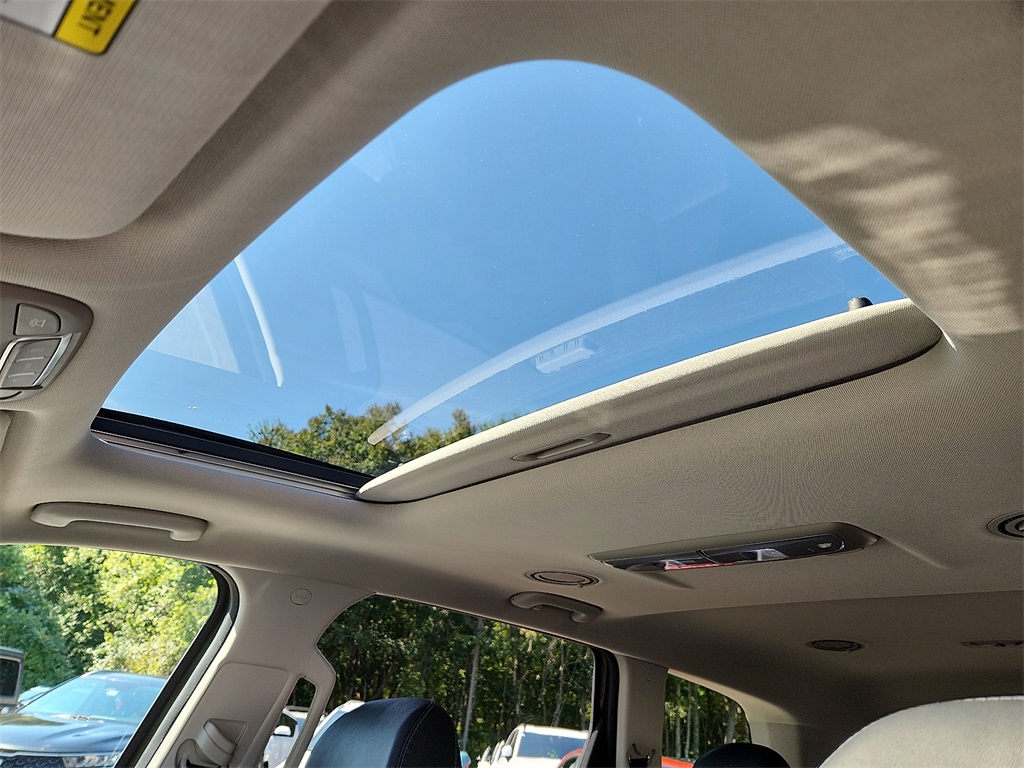 2022 Kia Telluride S photo 15