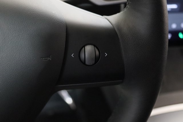 2021 Tesla Model Y Long Range photo 6