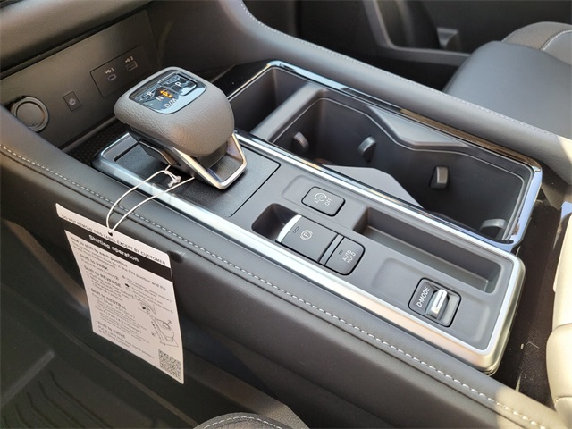 2025 Nissan Pathfinder SL photo 20
