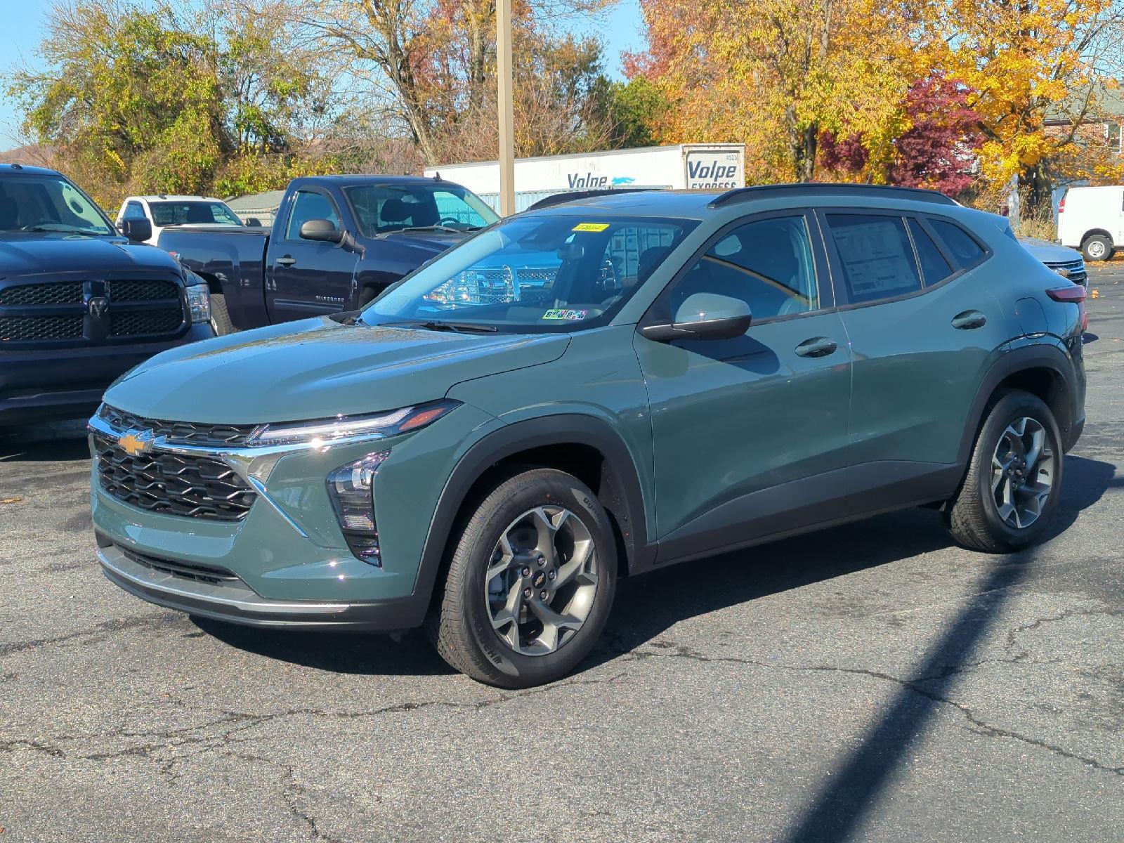 2026 Chevrolet Trax LT photo 4