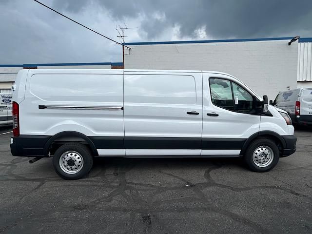 2025 Ford Transit photo 15