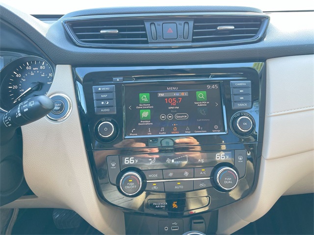 2018 Nissan Rogue SV photo 28