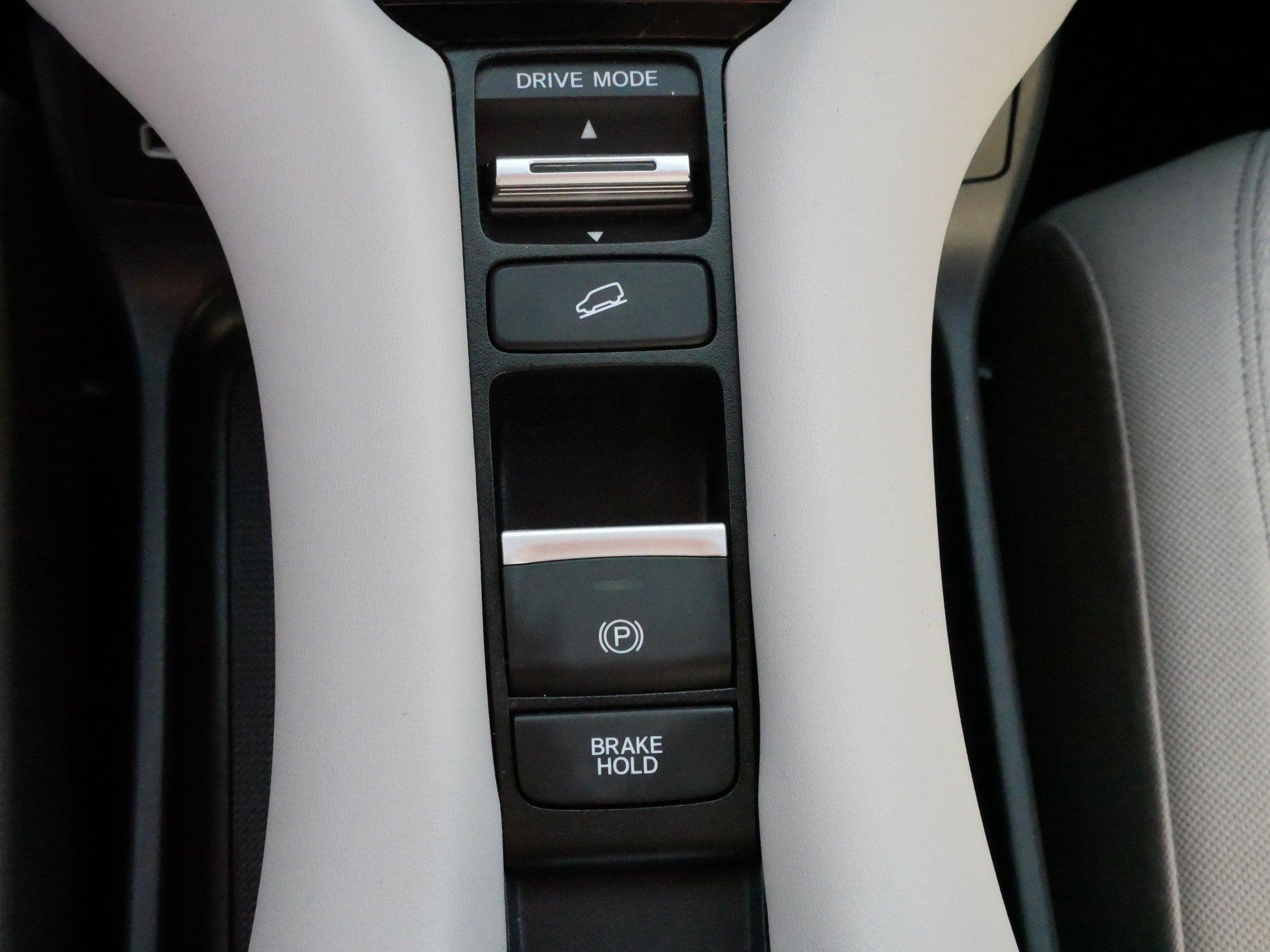 2023 Honda HR-V LX photo 21