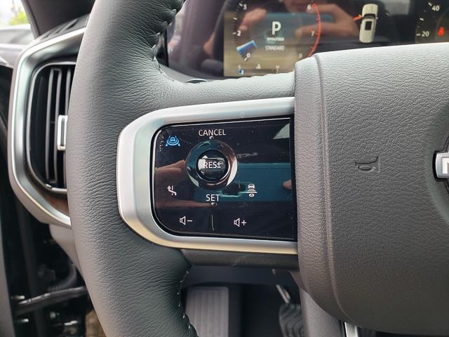 2025 Nissan Armada Platinum photo 16