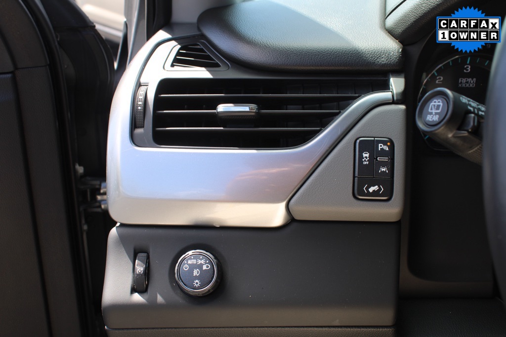 2020 Chevrolet Tahoe LT photo 18