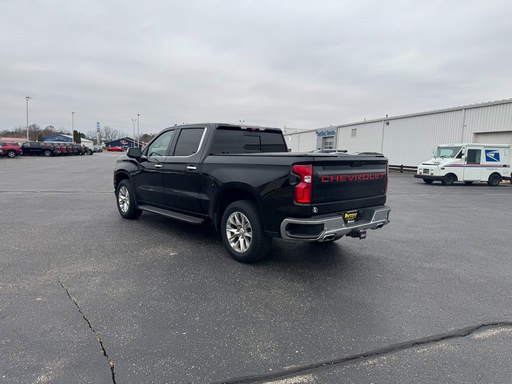 2021 Chevrolet Silverado 1500 LTZ photo 3