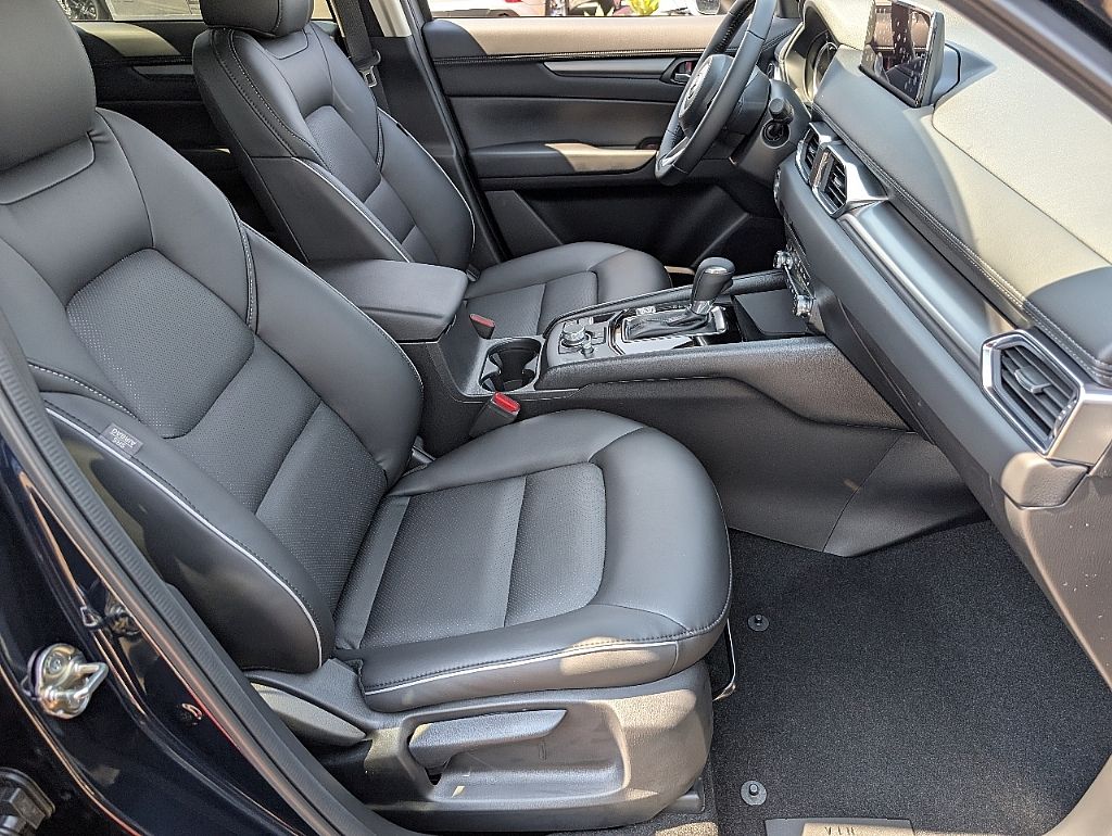 2025 Mazda CX-5 2.5 Select photo 13