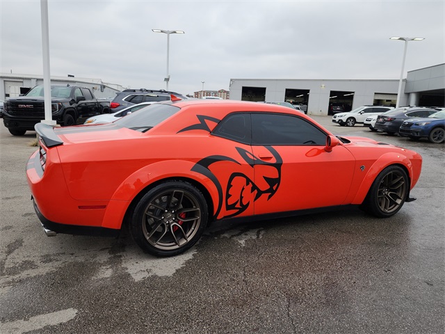 2016 Dodge Challenger SRT8 Hellcat photo 2